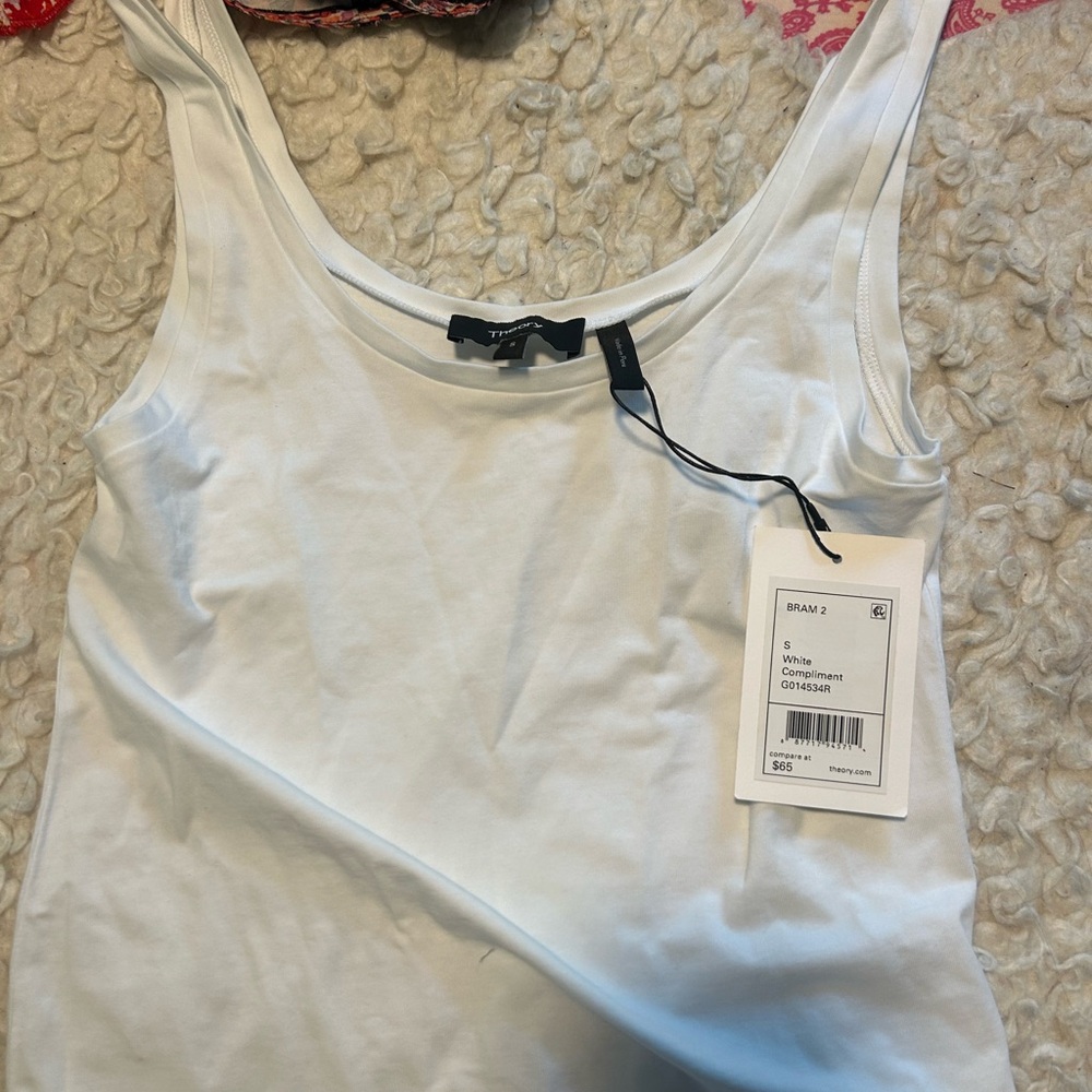 Theory White Fitted Sleeveless Tank Top